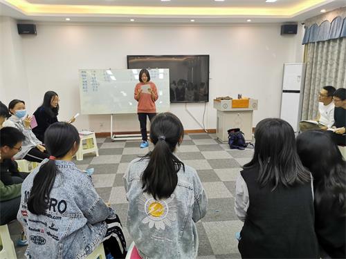 法学院1.jpg 法学院1.jpg